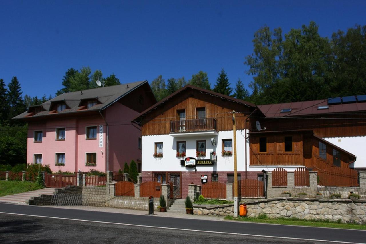 Penzion Kozabar Horní Luby Extérieur photo
